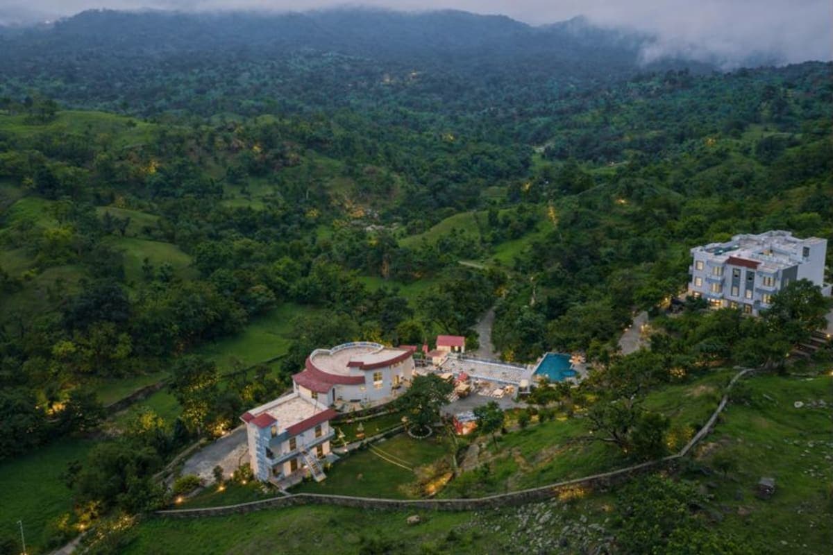 The Sky Imperial Pavoreal Jungle Resort — Kumbhalgarh